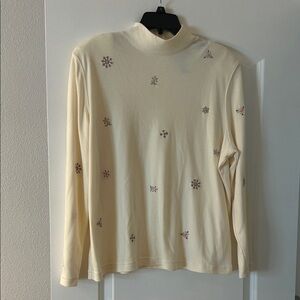 Chic Cream Embroidered Turtleneck Sweater